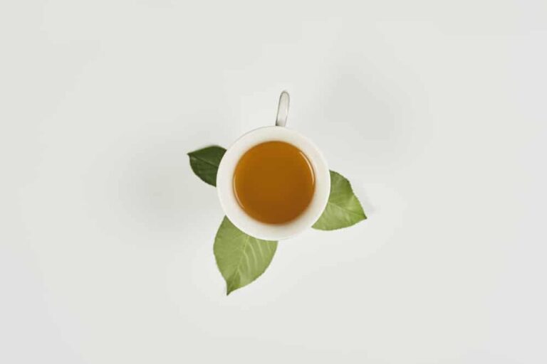 Hat Grüner Tee Koffein Teein Tipps zu Sorte & Ziehzeit